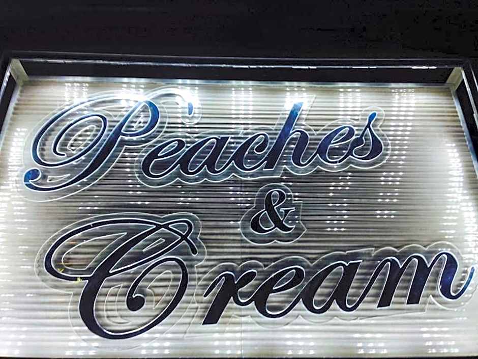 Peaches & Cream Bed & Breakfast