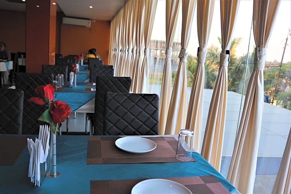 HOTEl VAISHNAVI HEIGHTS