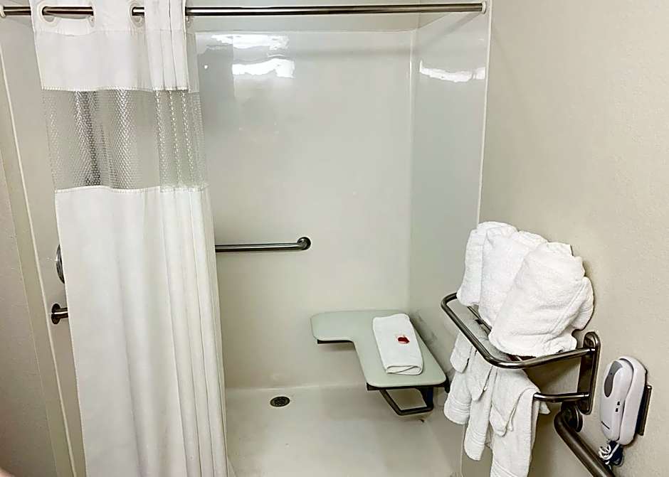 Ramada Limited Bloomington