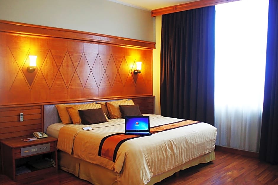 Mutiara Merdeka Hotel