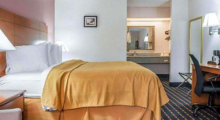 Quality Inn Marianna South