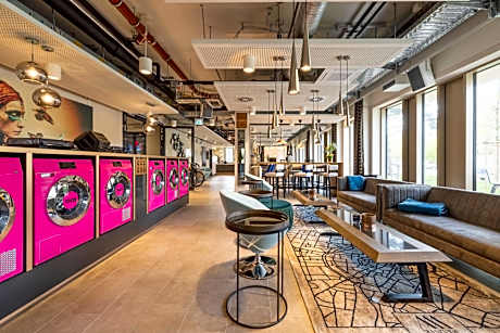 MASEVEN München Messe Trudering