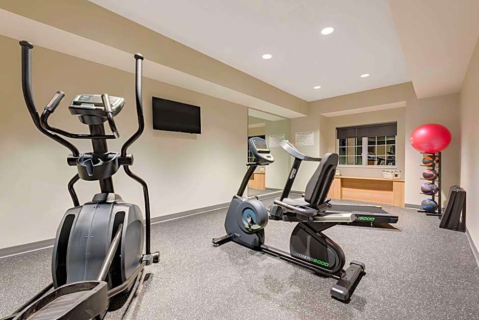 Microtel Inn & Suites by Wyndham Clarion