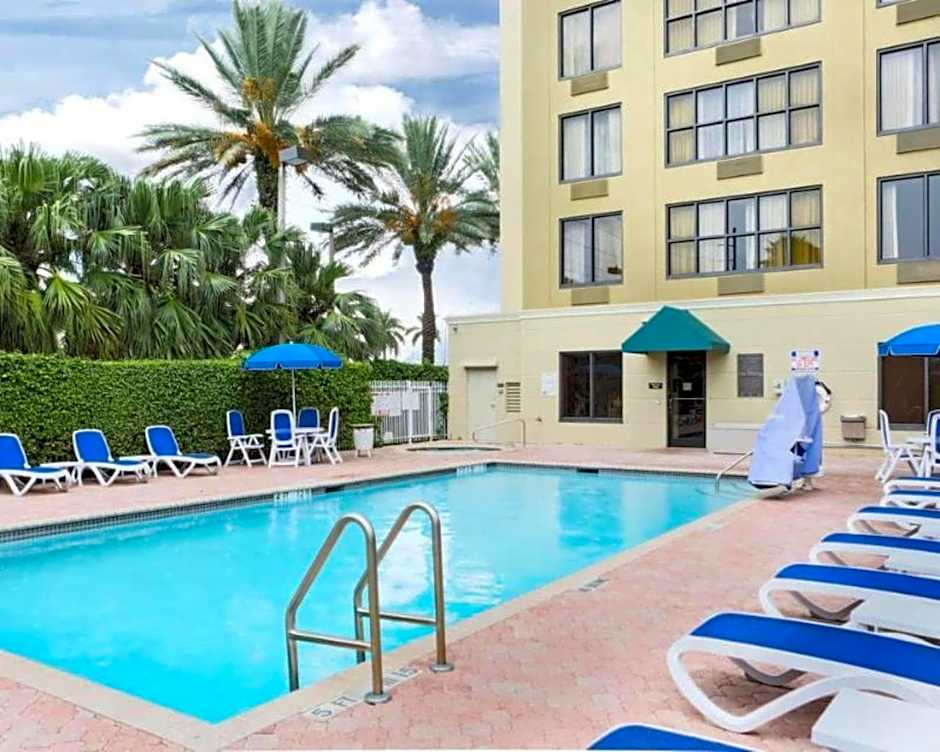 Comfort Suites Miami