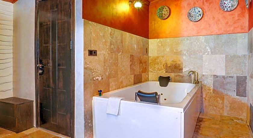 Moonlight Of Cappadocia