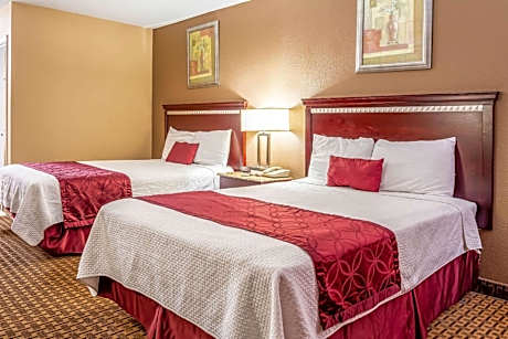 Double Room with Two Double Beds - Accessible/Non-Smoking