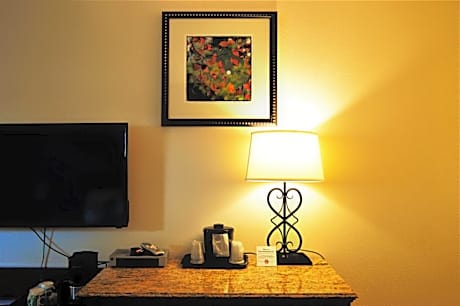 Executive King Room - Non-Smoking