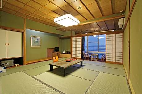 Japanese-Style Room Selected at Check-In