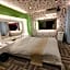 hotelLUANA 18歳未満入場禁止