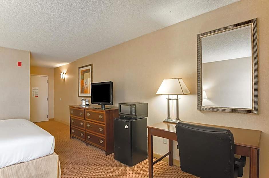 Red Lion Hotel & Conference Center Cheyenne
