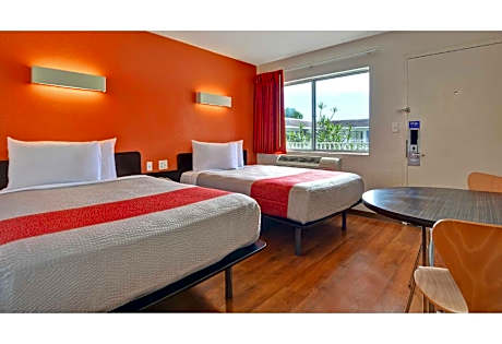 Quadruple Room - Smoking