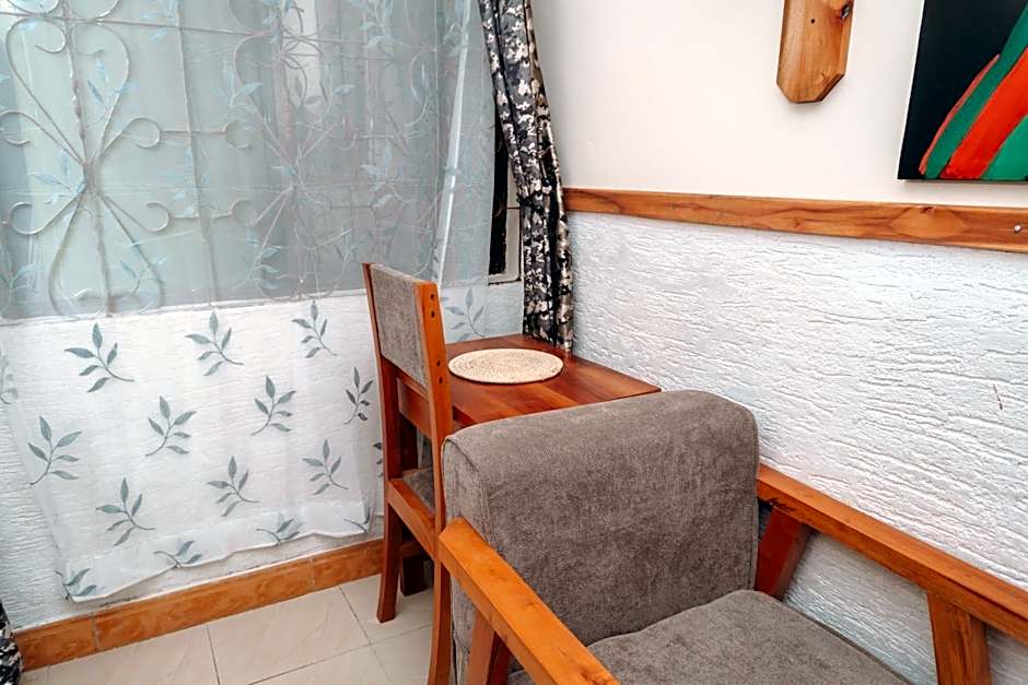 Arusha Giraffe Lodge