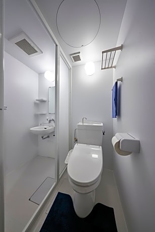 Double or Twin Room with Shower