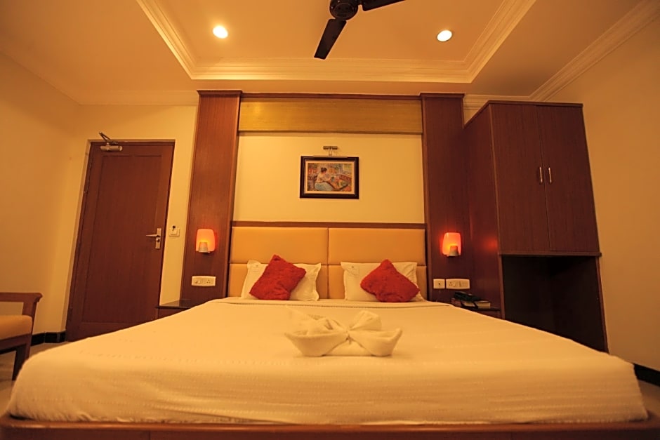 Hotel Arasan Sapthagiri