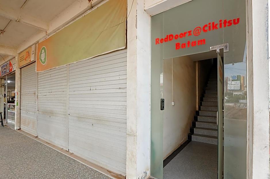 RedDoorz @ Cikitsu Batam