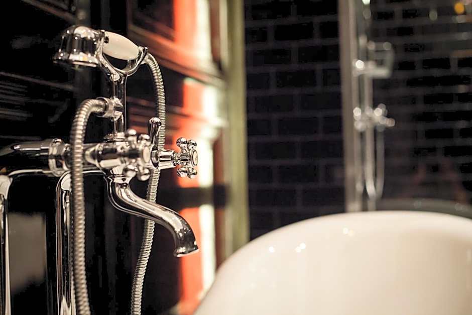 The Museum - Au Lit, Jérôme!