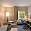 Candlewood Suites Springfield By IHG