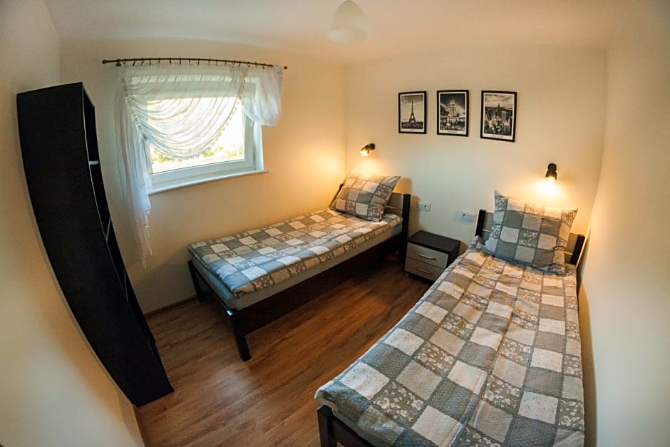 Domki Letniskowe Aleksandra