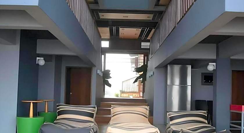 Chic Chiangkhan Hotel
