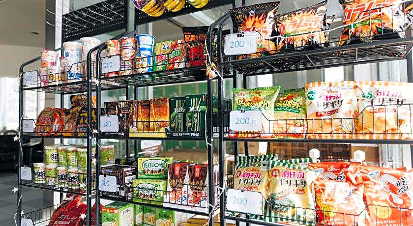 Hotel Justice - Ski IN Ski OUT - Private bathroom, next to the ski lift station