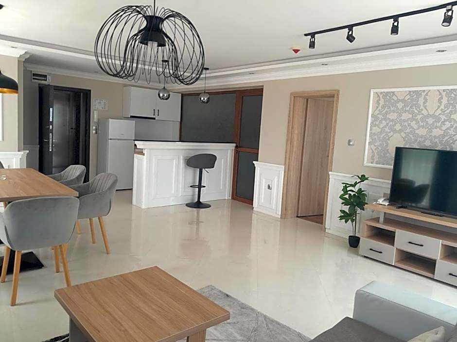 Vemara City Boutique Hotel-free parking