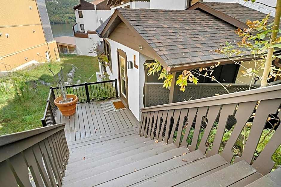 Huge 3 Bedroom Condo with a View