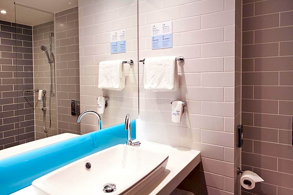 Holiday Inn Express And Suites Basel Allschwil By IHG