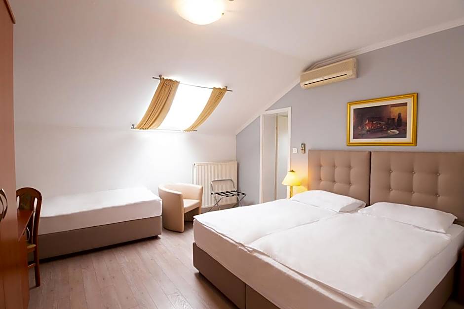 Hotel Vila Tina