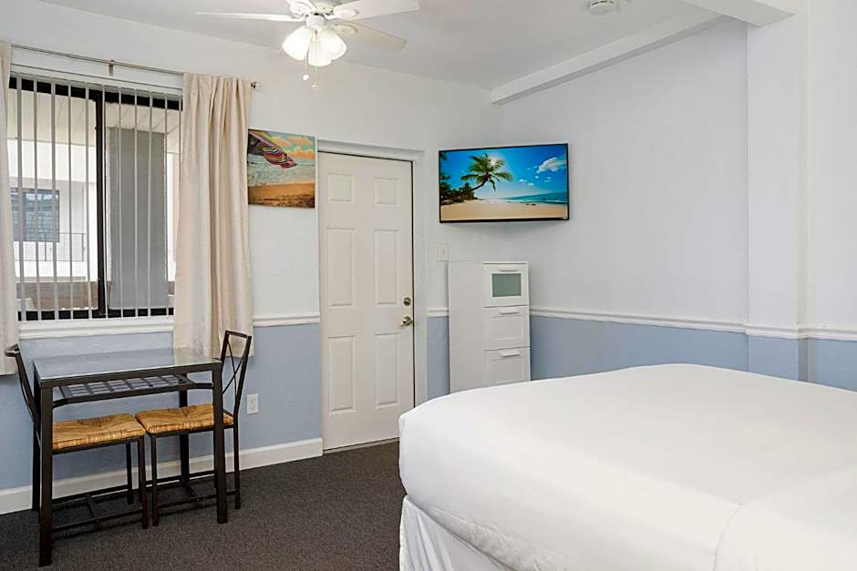 Sabal Palms Inn