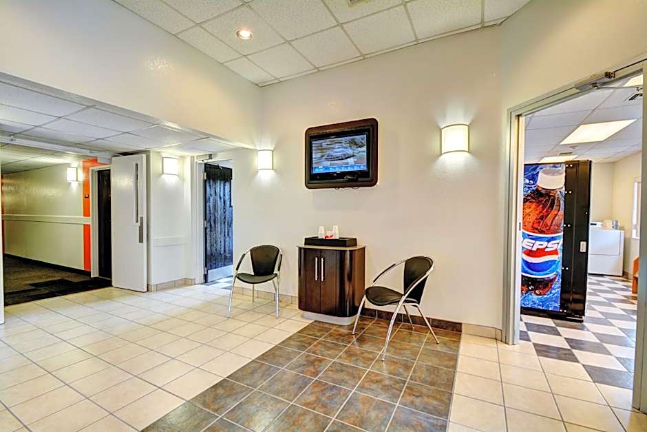 Motel 6-Seekonk, MA - Providence East