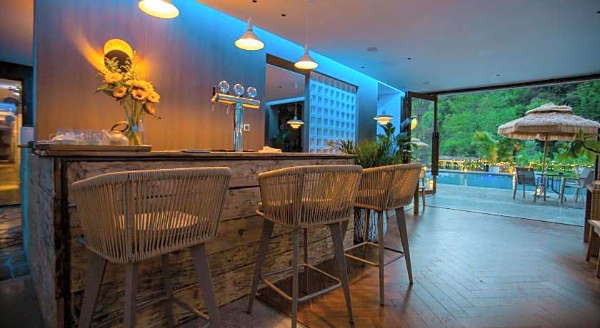 Pandora Vista Retreat