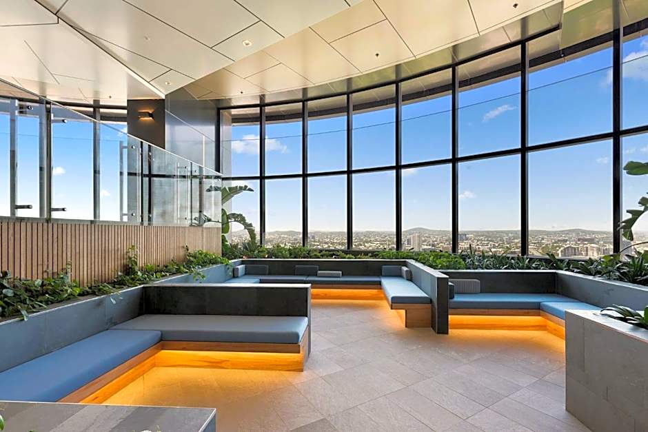 Brisbane Skytower by CLLIX