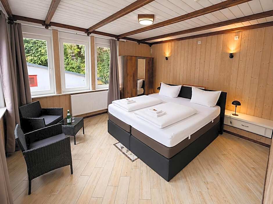 Waldgasthaus & Berghotel Steinerne Renne