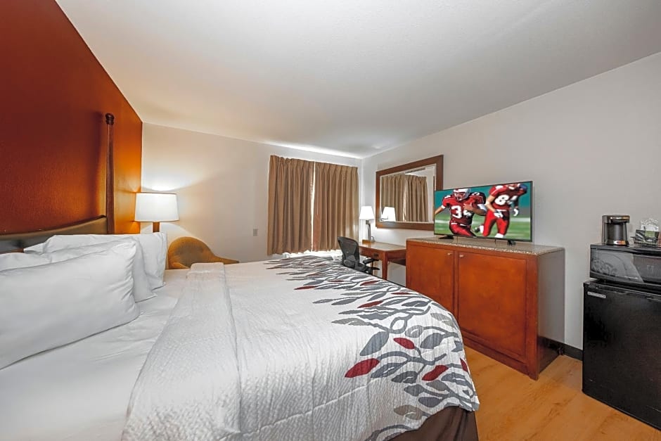 Red Roof Inn & Suites Biloxi - Ocean Springs