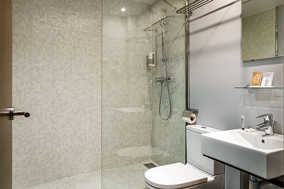 Hotel Madanis Liceo