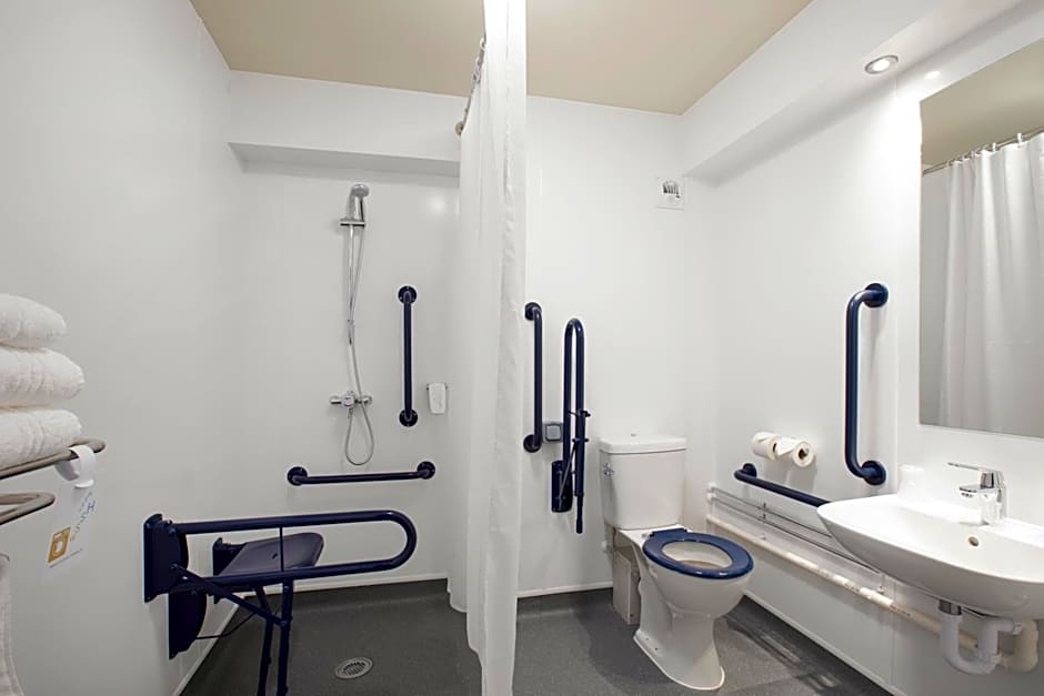 Spring River Ebbsfleet by Marston's Inns