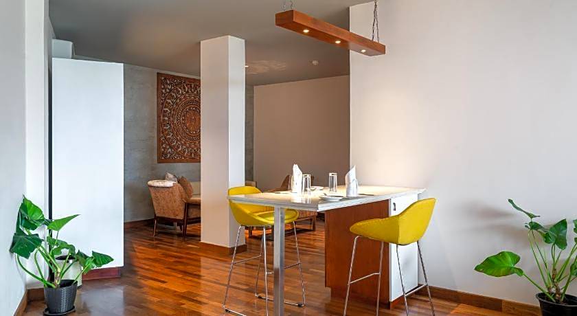 Grand Serendib Hotel