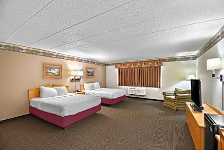 2 Queen Beds Nonsmoking