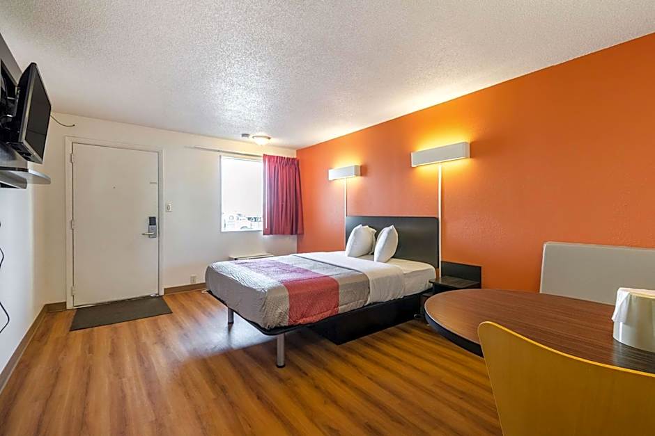 Motel 6 Indianapolis In – Indianapolis, IN