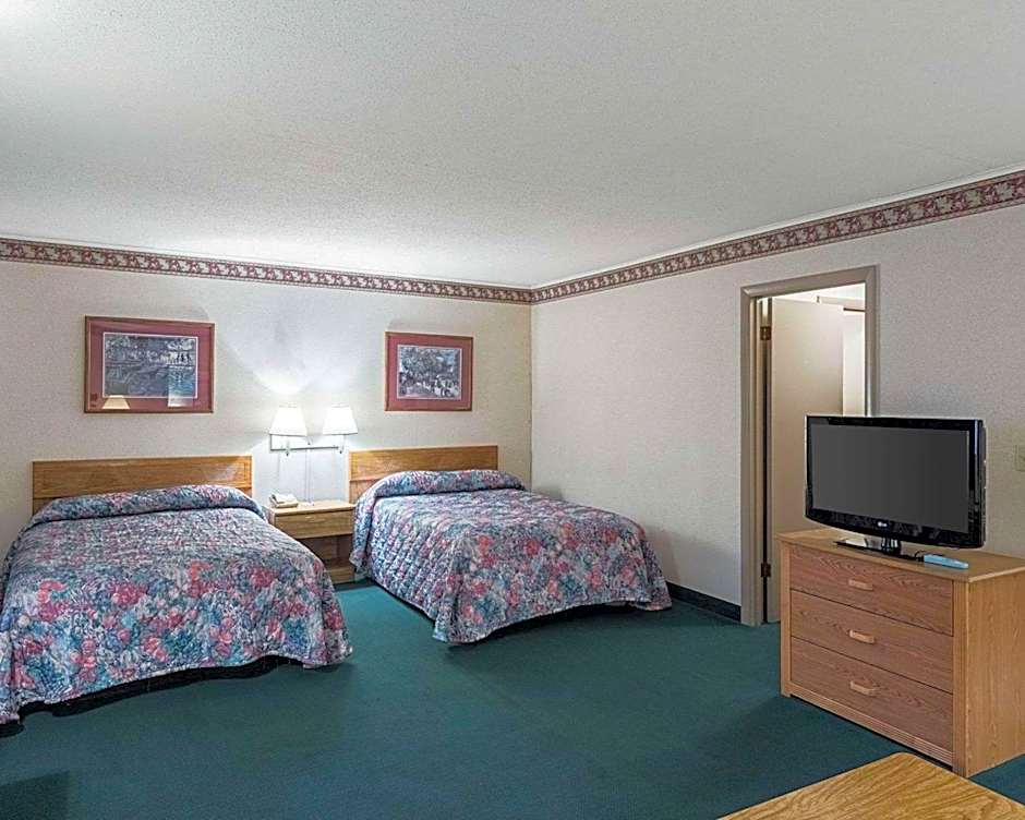 Rodeway Inn & Suites Rehoboth Beach