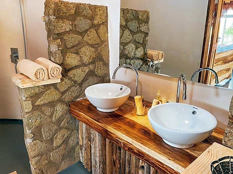 Foresight Eco Lodge & Safari