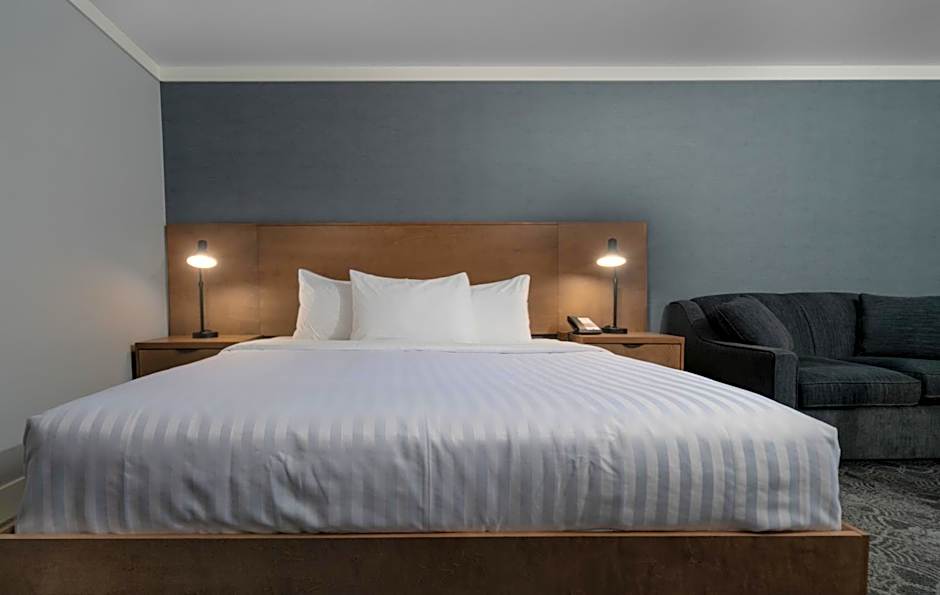 Prestige Kamloops Hotel