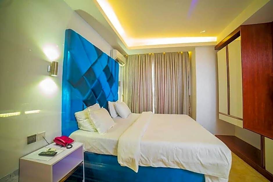 The Grosvenor Suites