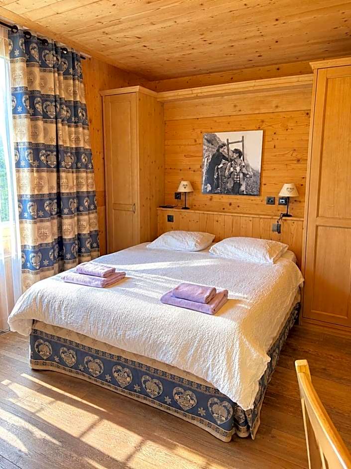 Hotel Between