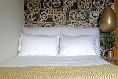 Double Room with Shared Bathroom