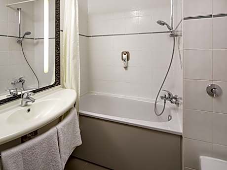Twin room with 2 beds