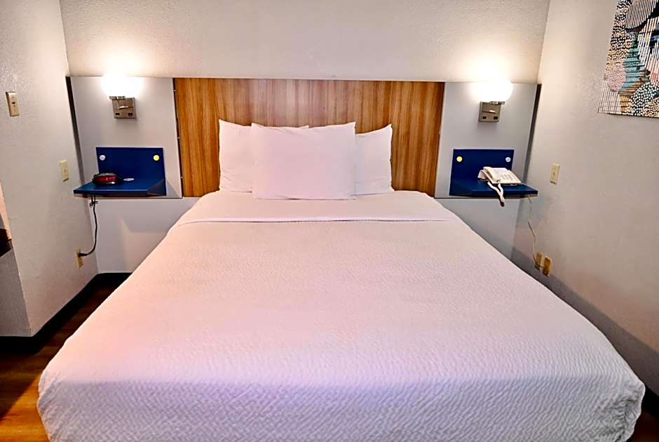 Microtel Inn & Suites by Wyndham Murfreesboro