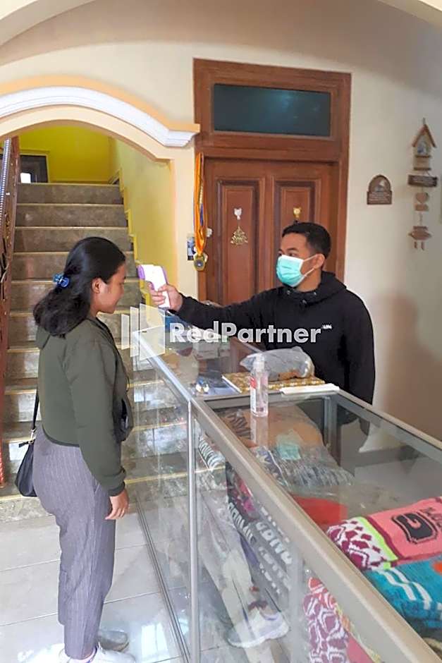 Bromo Indah Lestari Homestay Mitra RedDoorz