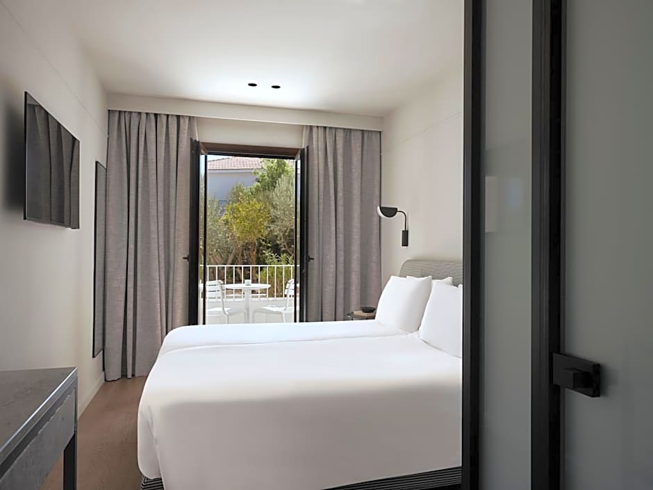 Doryssa Lithos Hotel