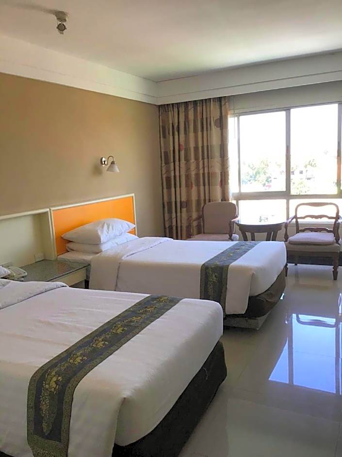 Tonkoon Hotel